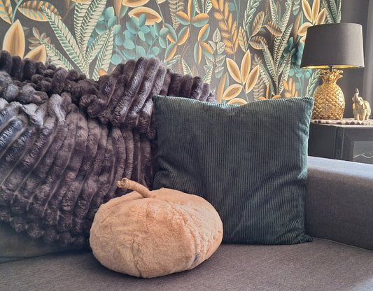 Rib shiny donker groen kussen